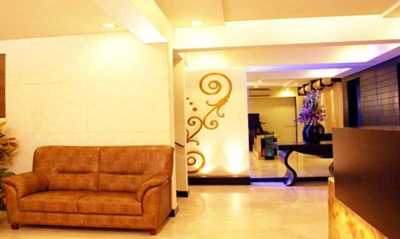 The Nines Business Hotel Bangalore Exterior foto