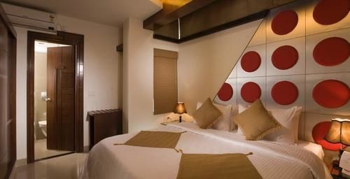 The Nines Business Hotel Bangalore Exterior foto
