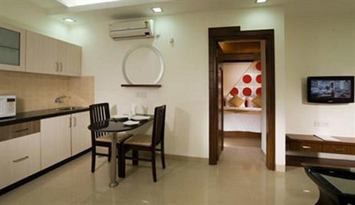 The Nines Business Hotel Bangalore Exterior foto