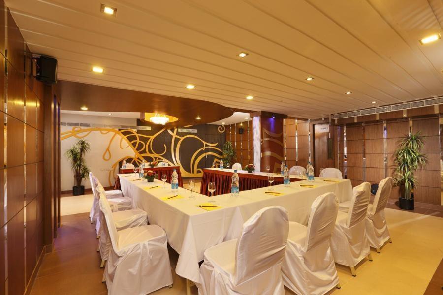 The Nines Business Hotel Bangalore Habitación foto