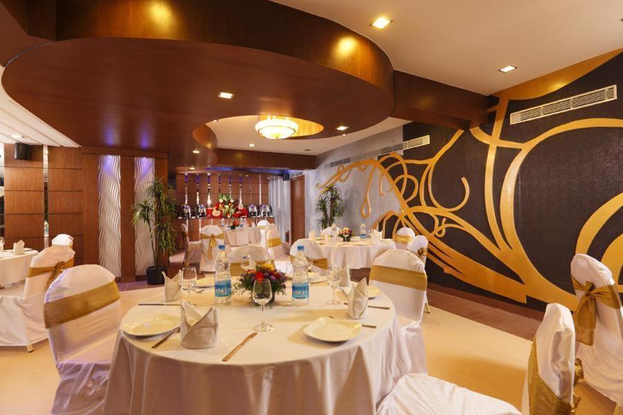 The Nines Business Hotel Bangalore Habitación foto