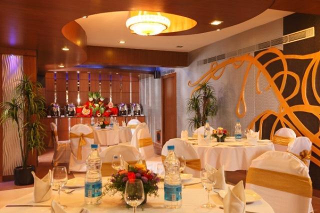 The Nines Business Hotel Bangalore Exterior foto